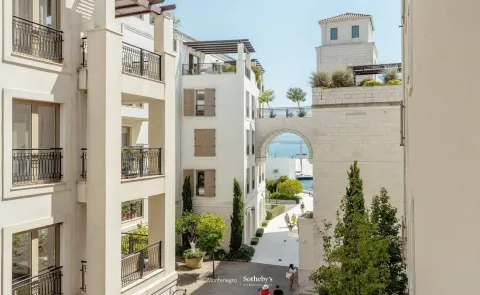 Rent, one bedroom apartment, 67m², Porto Montenegro, Tivat - image 27