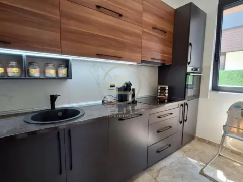 Prodaja, stan, 145m², Sremska Kamenica, Petrovaradin - image 5