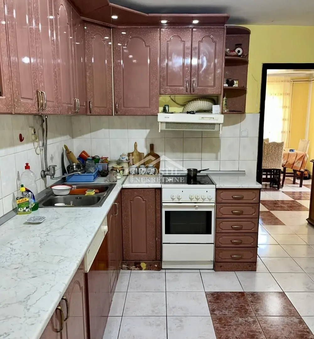 Sale, house, 341m², Grocka, Beograd