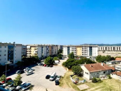 Prodaja, jednosoban stan, 51m², City Kvart, Podgorica - image 2