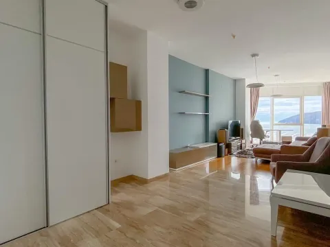 Sale, two bedroom apartment, 77m², Budva, Crna Gora - image 8
