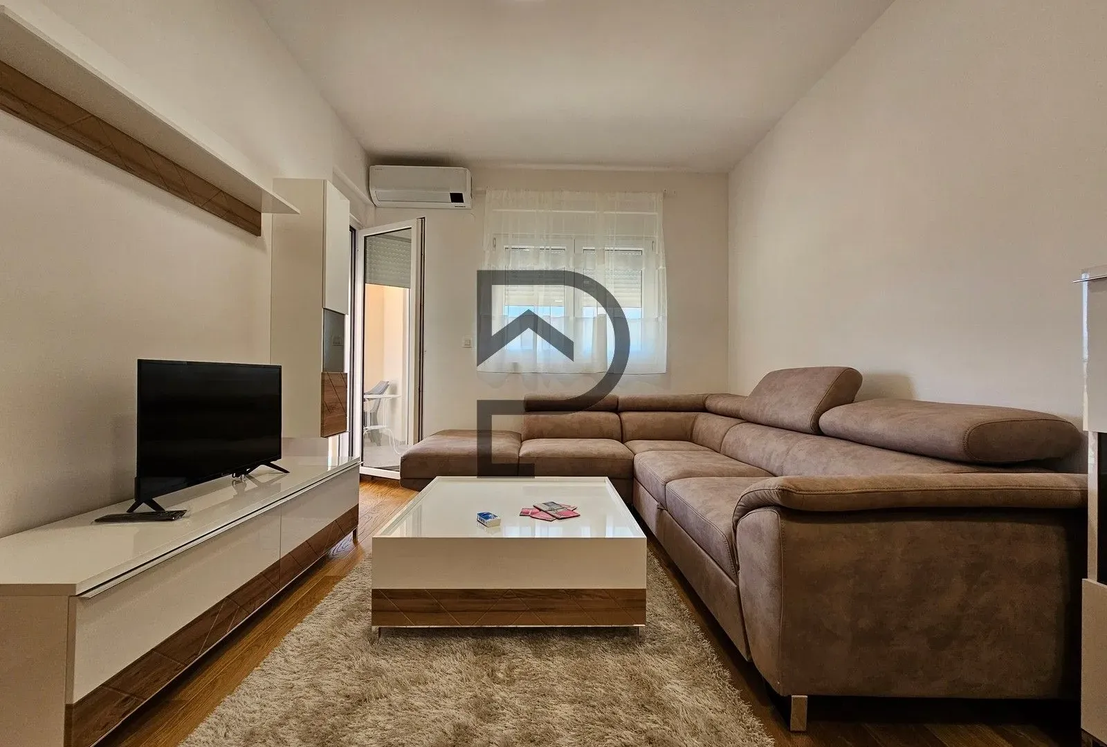 Prodaja, jednosoban stan, 44m², New City, Podgorica