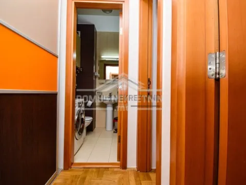 Sale, two bedroom apartment, 71m², Autobuska stanica, Podgorica - image 11