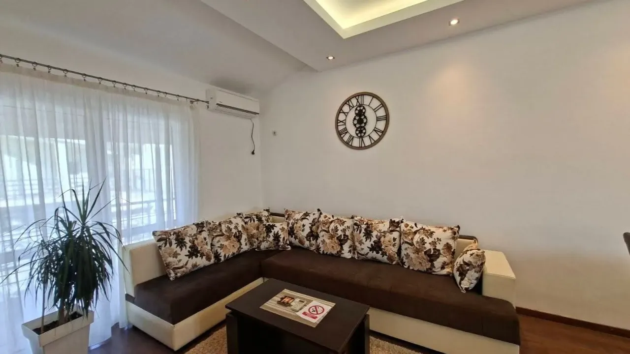 Rent, two bedroom apartment, 80m², Bjeliši, Bar