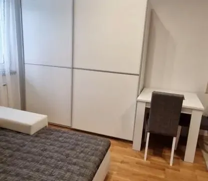 Rent, studio apartment, 30m², Sajmište, Novi Sad - image 4