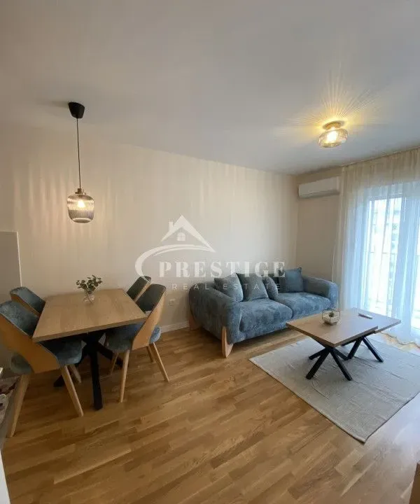 Izdavanje, jednosoban stan, 42m², Pobrežje, Podgorica