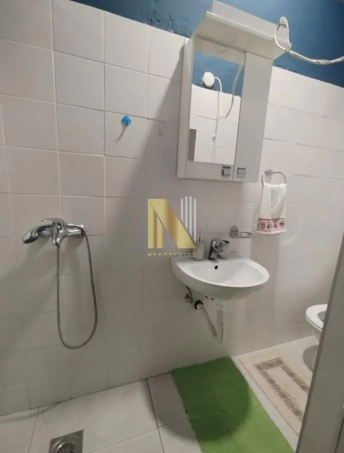 Izdavanje, jednosoban stan, 40m², Podbara, Novi Sad Sve Podlokacije