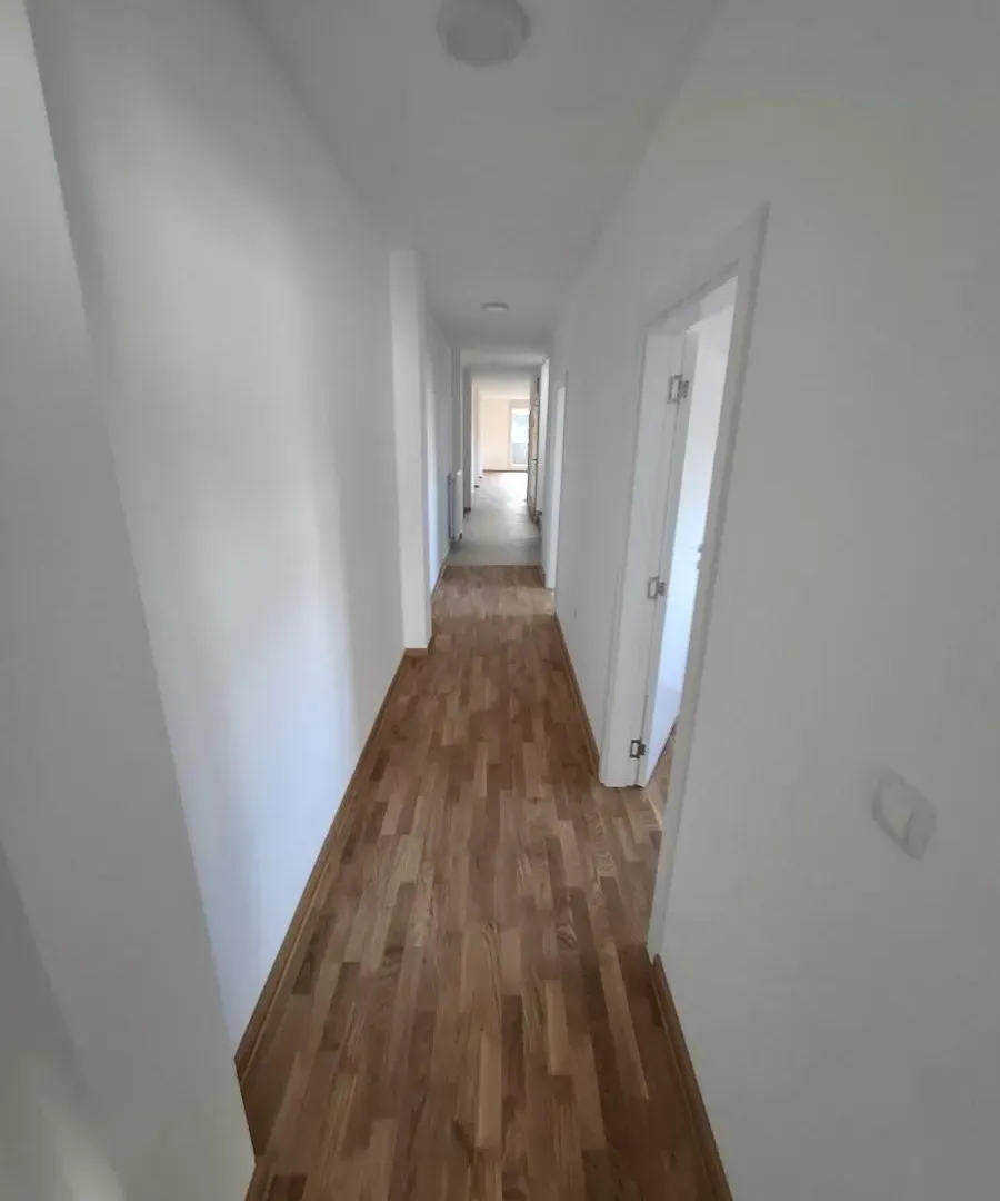 Prodaja, četvorosoban stan, 116m², Telep, Novi Sad Sve Podlokacije