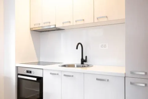 Rent, one bedroom apartment, 65m², Pržno, Budva - image 16