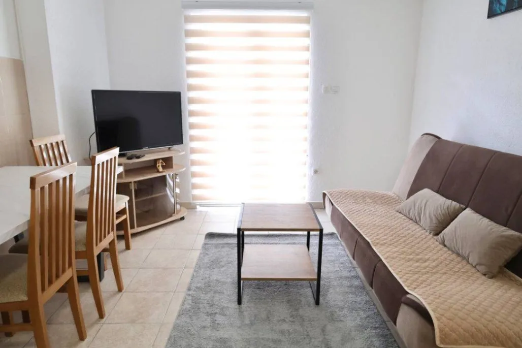 Izdavanje, jednosoban stan, 40m², Seljanovo, Tivat