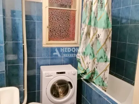 Rent, three bedroom apartment, 80m², Cvetni Trg, Vračar Sve Podlokacije - image 5