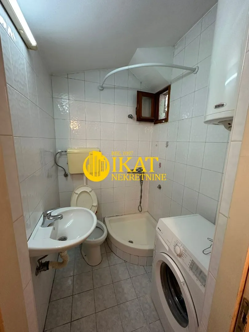 Rent, one bedroom apartment, 30m², Savski Venac, Beograd