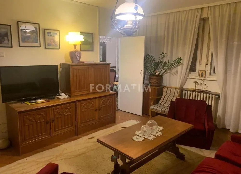 Prodaja, četvorosoban stan, 100m², Novi Beograd Blok 37, Novi Beograd Sve Podlokacije