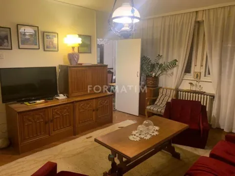 Sale, four bedroom apartment, 100m², Novi Beograd Blok 37, Novi Beograd Sve Podlokacije