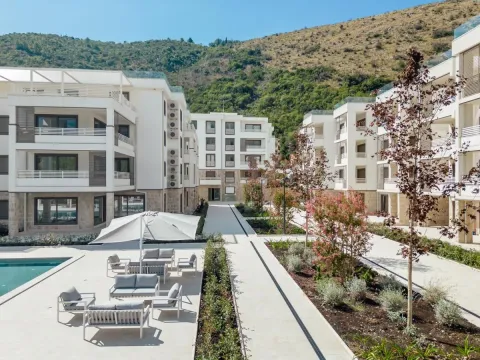 Sale, two bedroom apartment, 67m², Herceg Novi, Crna Gora - image 5