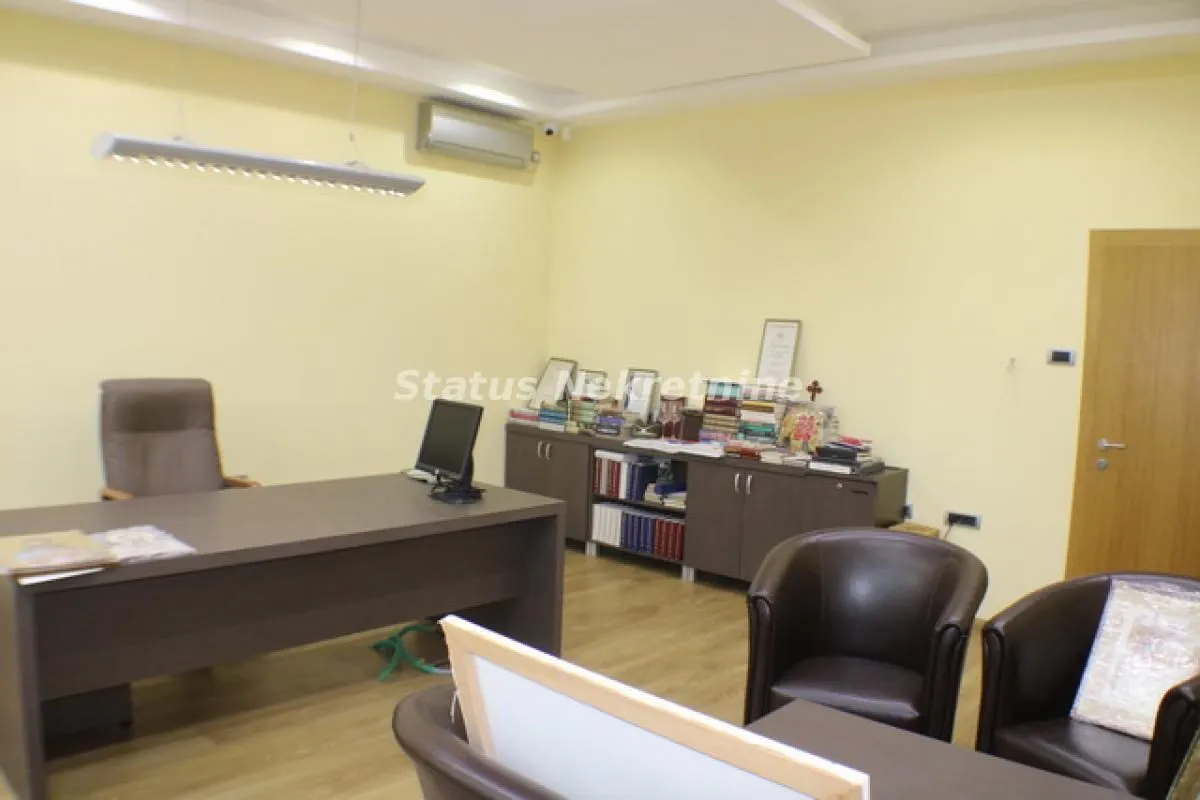 Rent, office space, 273m², Telep, Novi Sad Sve Podlokacije