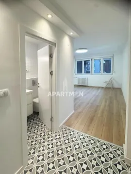 Rent, office space, 34m², Kalenić Pijaca, Vračar Sve Podlokacije - image 2
