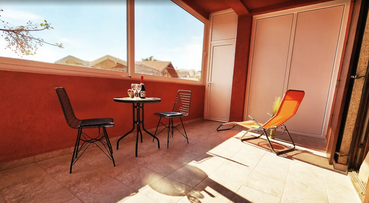 Rent, one bedroom apartment, 55m², Šušanj, Bar