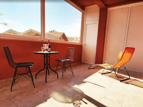 Rent, one bedroom apartment, 55m², Šušanj, Bar - image 1