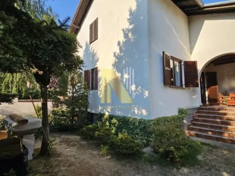 Sale, house, 331m², Lipov gaj, Novi Sad Sve Podlokacije - image 13