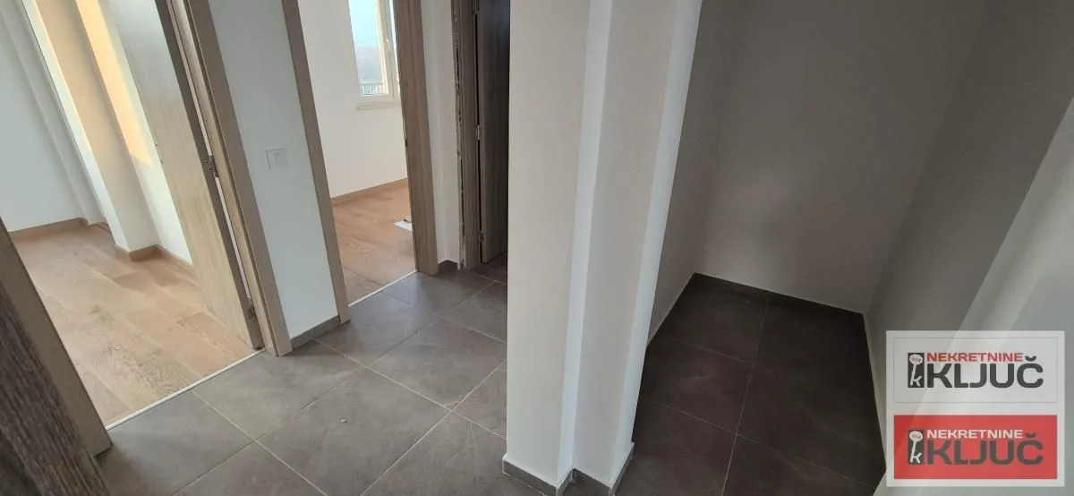 Prodaja, četvorosoban stan, 113m², Veternička rampa, Novi Sad Sve Podlokacije