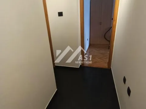 Izdavanje, dvosoban stan, 55m², Bulevar Oslobodjenja, Novi Sad Sve Podlokacije - image 8