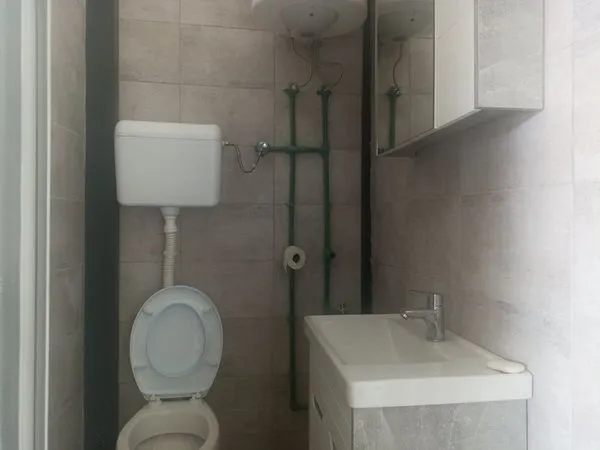 Rent, office space, 760m², Surčin (mesto), Surčin