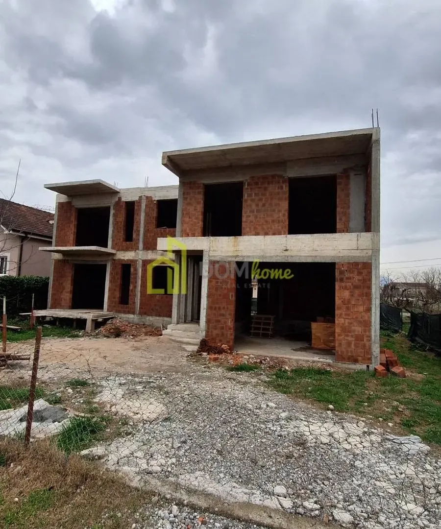 Prodaja, kuća, 256m², Zabjelo, Podgorica