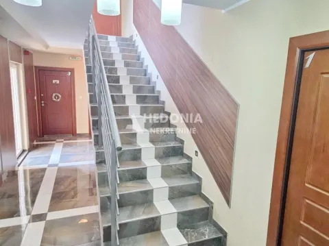 Prodaja, jednosoban stan, 45m², Zemun Cara Dušana, Zemun Sve Podlokacije - image 3