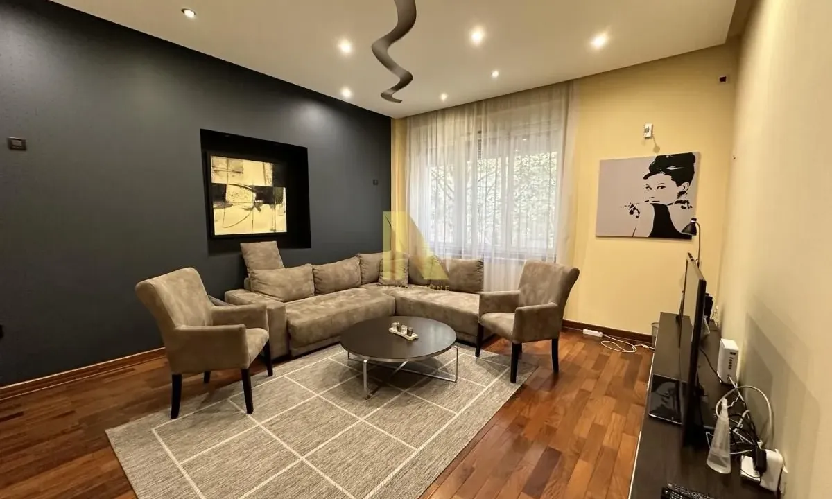 Izdavanje, dvosoban stan, 91m², Kej, Novi Sad Sve Podlokacije