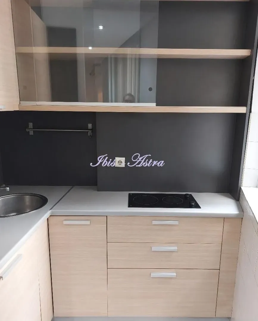 Rent, three bedroom apartment, 70m², Stari Grad, Beograd