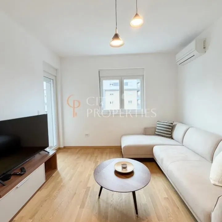 Rent, apartment, 50m², Stari Aerodrom, Podgorica