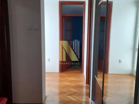 Izdavanje, trosoban stan, 76m², Liman 3, Novi Sad Sve Podlokacije - image 11