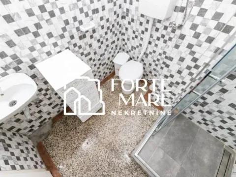 Sale, one bedroom apartment, 50m², Bijela, Herceg Novi - image 10