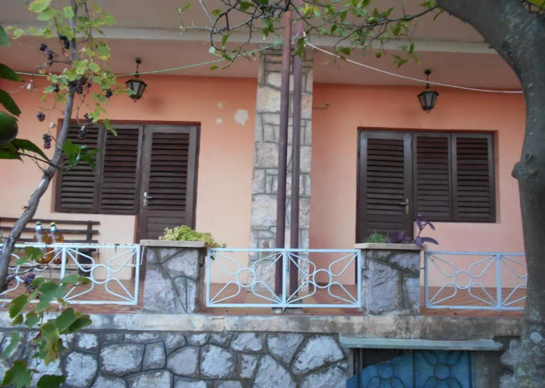 Prodaja, kuća, 94m², Sutomore, Bar