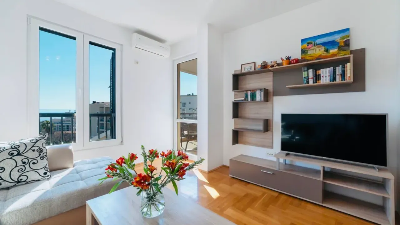 Sale, two bedroom apartment, 69m², Bečići, Budva