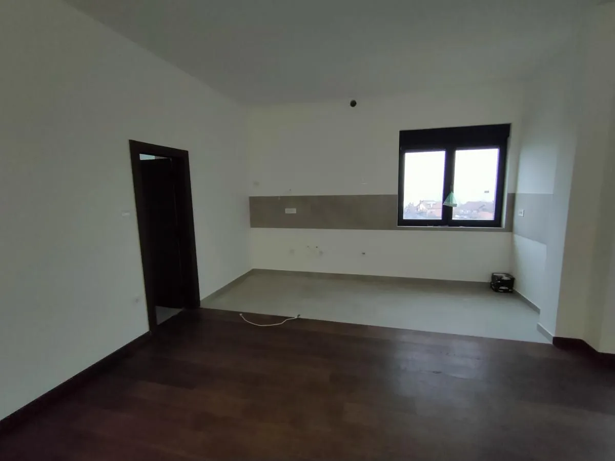 Prodaja, stan, 144m², Sremska Kamenica, Petrovaradin