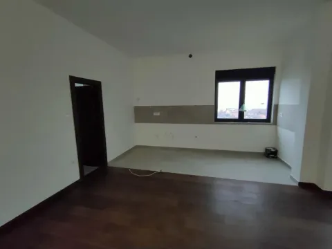 Prodaja, stan, 144m², Sremska Kamenica, Petrovaradin - image 7