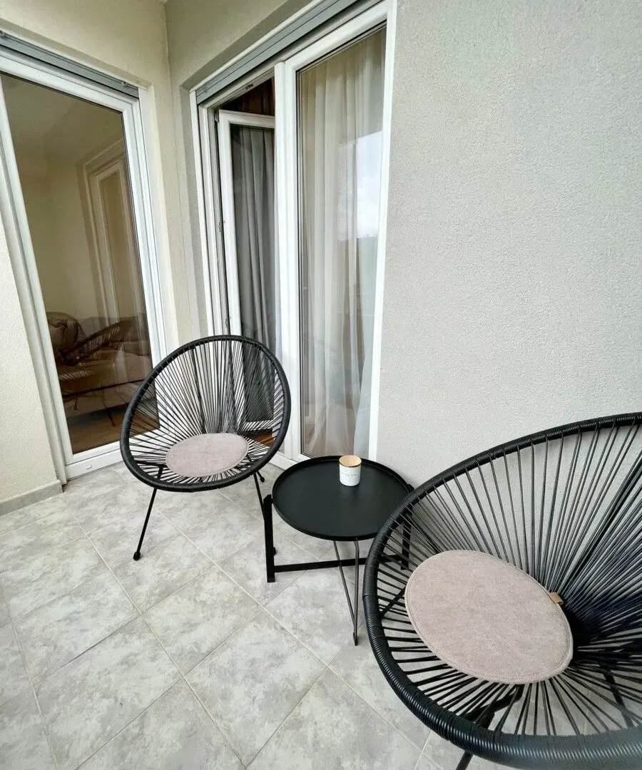Izdavanje, jednosoban stan, 43m², Zagorič, Podgorica