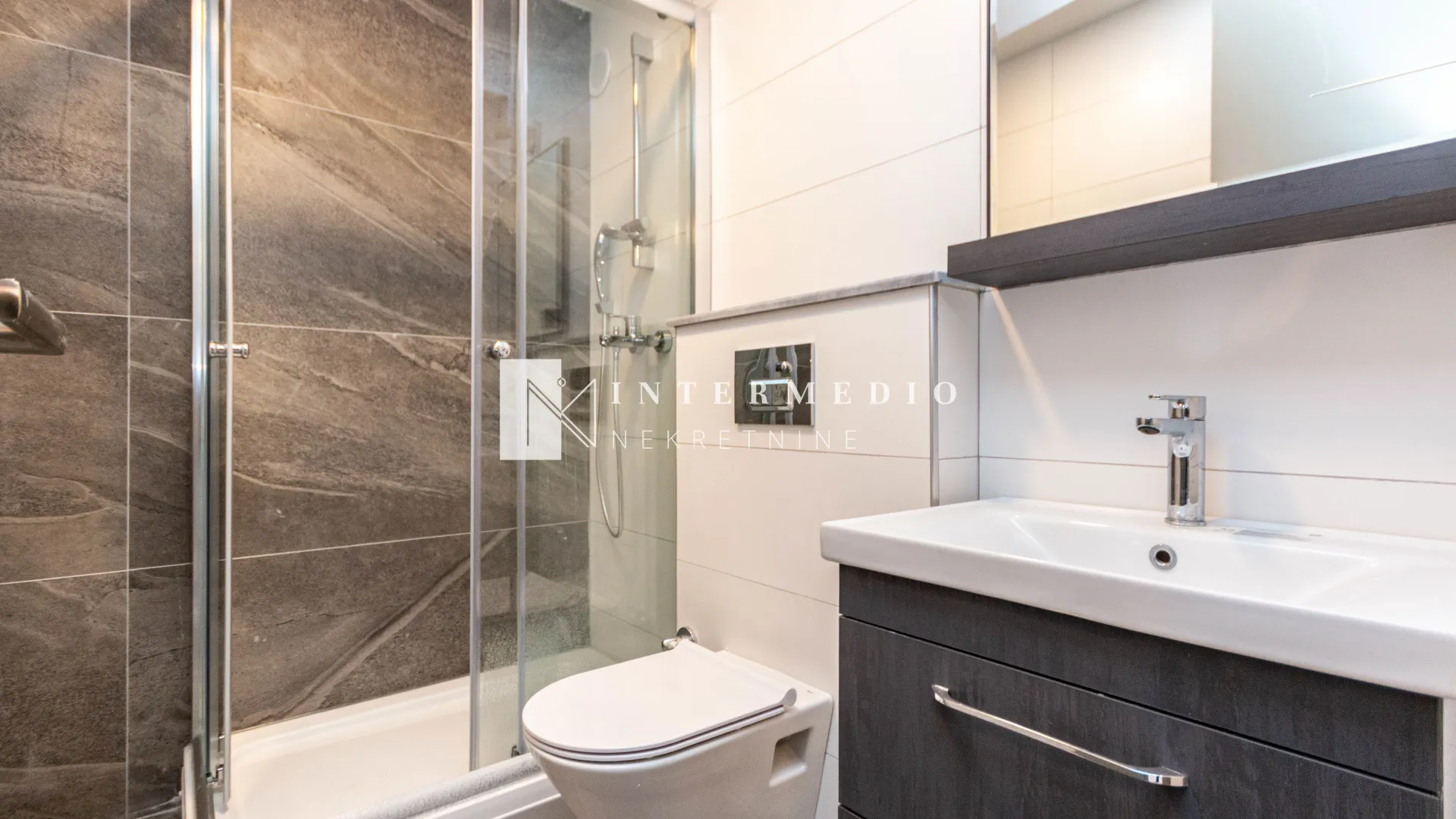 Prodaja, dvosoban stan, 86m², Topla, Herceg Novi