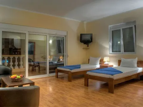 Sale, hospitality venue, 1723m², Buljarica, Budva - image 14