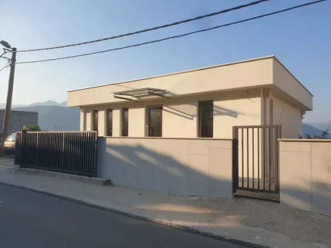 Prodaja, kuća, 163m², Tivat, Crna Gora - image 6