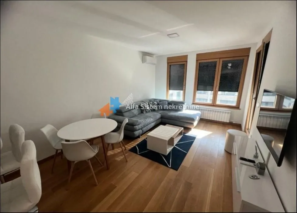 Izdavanje, dvosoban stan, 52m², Novi Beograd Blok 65, Novi Beograd Sve Podlokacije