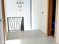 Izdavanje, kuća, 190m², Tološi, Podgorica - image 7