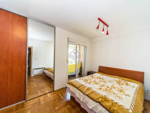 Rent, one bedroom apartment, 45m², Pobrežje, Podgorica - image 6