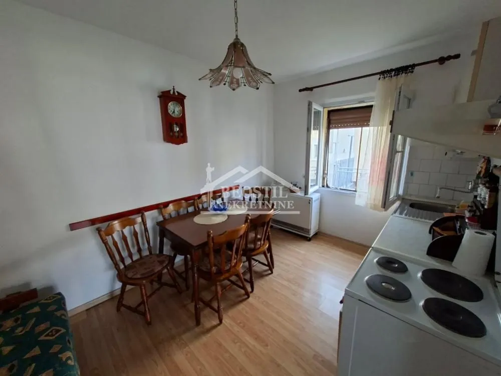 Prodaja, jednosoban stan, 34m², Zemun Sve Podlokacije, Beograd