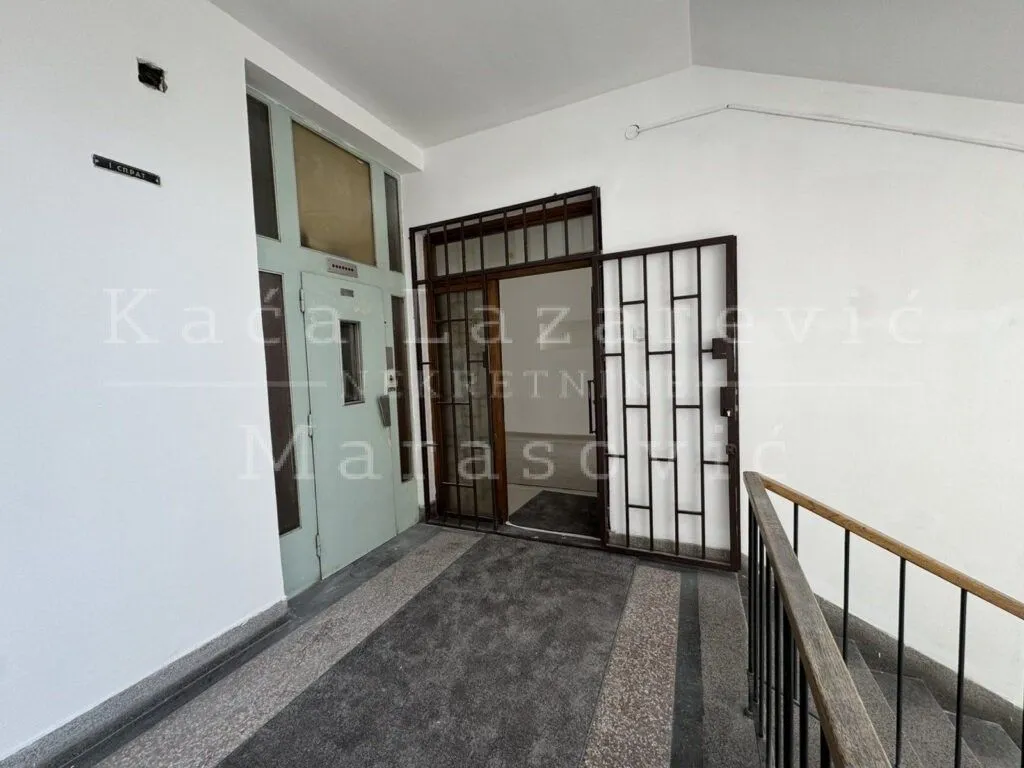 Sale, office space, 126m², Stari Grad, Beograd