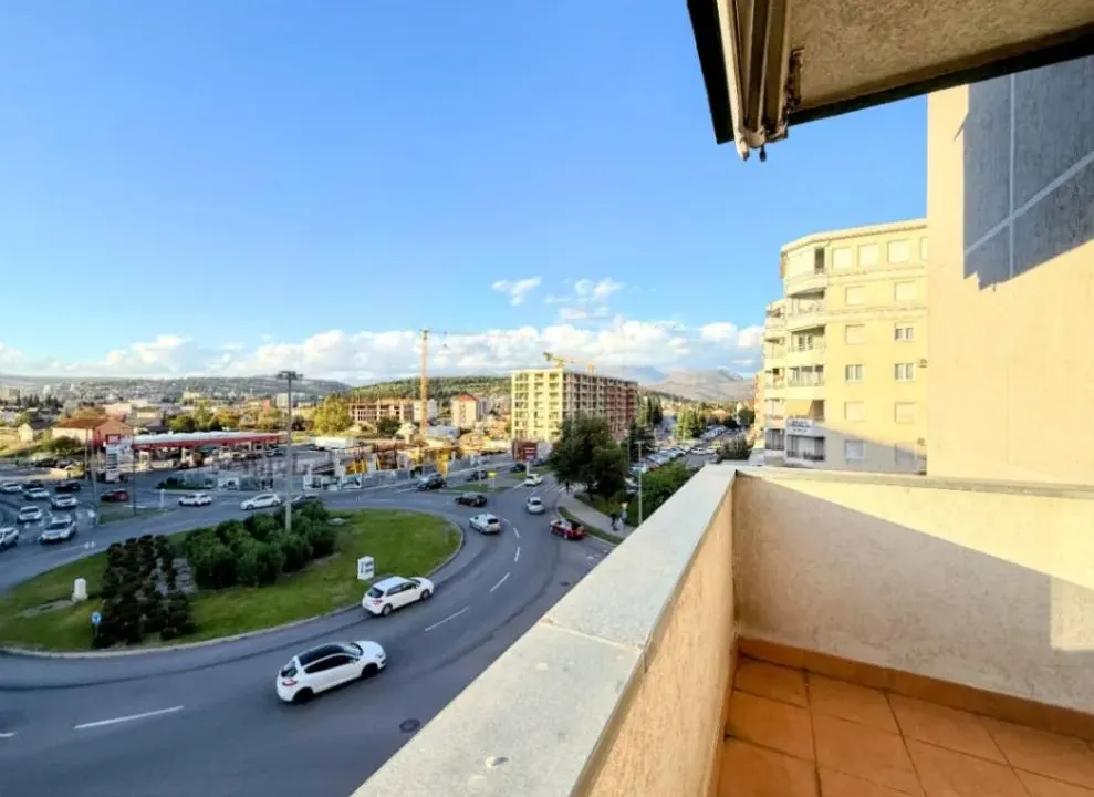 Prodaja, dvosoban stan, 96m², Stari Aerodrom, Podgorica