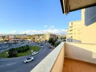 Prodaja, dvosoban stan, 96m², Stari Aerodrom, Podgorica - image 1