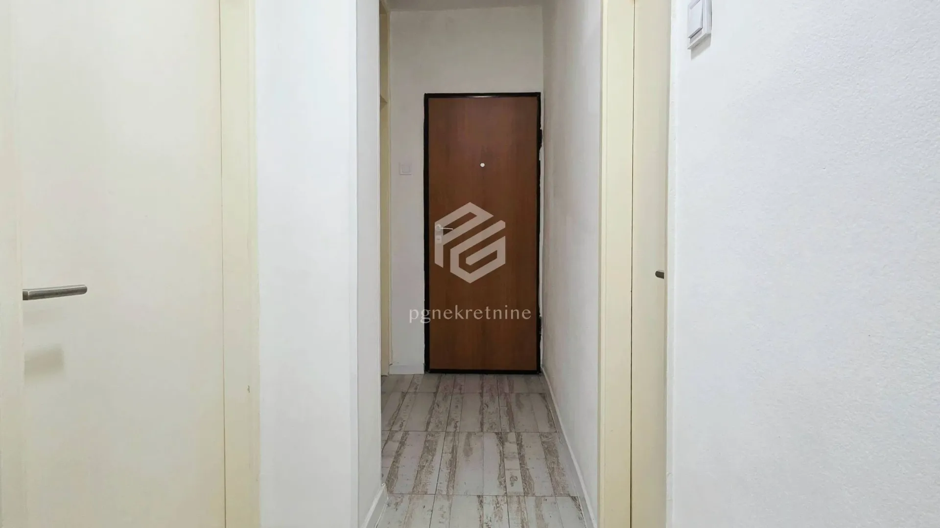 Rent, two bedroom apartment, 100m², Preko Morače, Podgorica